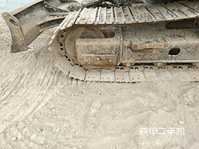 左側(cè)履帶整體?（行走機(jī)構(gòu)）