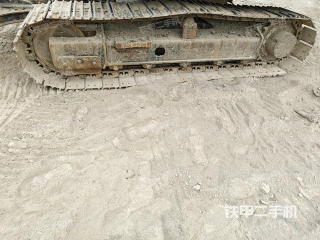 左導(dǎo)向輪（行走機(jī)構(gòu)）