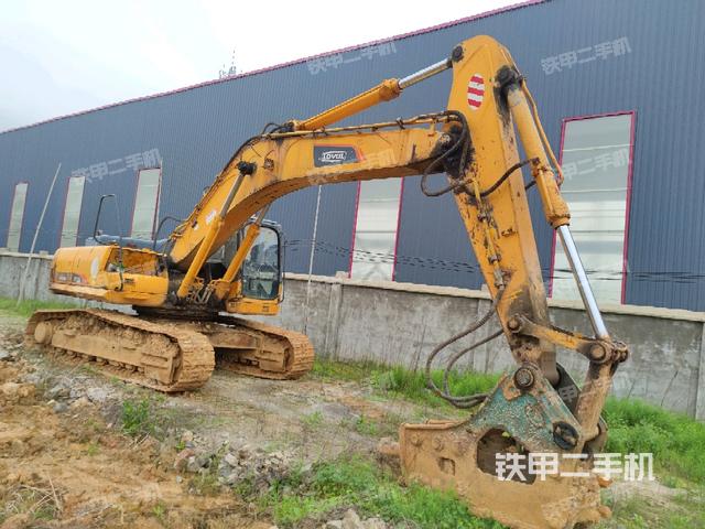 右前45(整机外观) 右前45(整机外观)