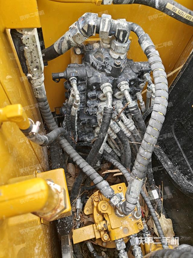 分配閥（上車部件）