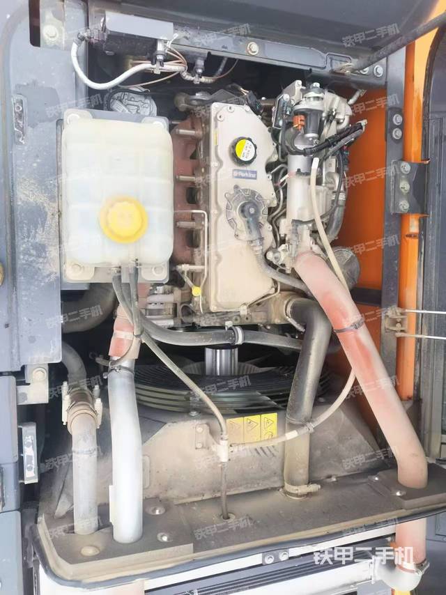 發(fā)動機(jī)整體俯視（整機(jī)外觀）