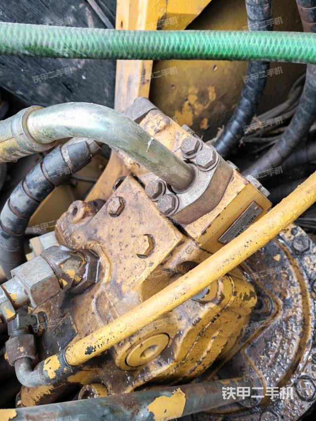 回轉(zhuǎn)馬達(dá)（上車(chē)部件）