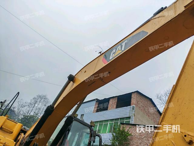 大臂整體?右側(cè)（工作和回轉(zhuǎn)裝置）