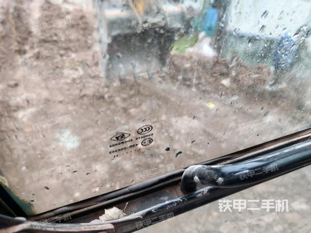 座椅后部（駕駛室部分）