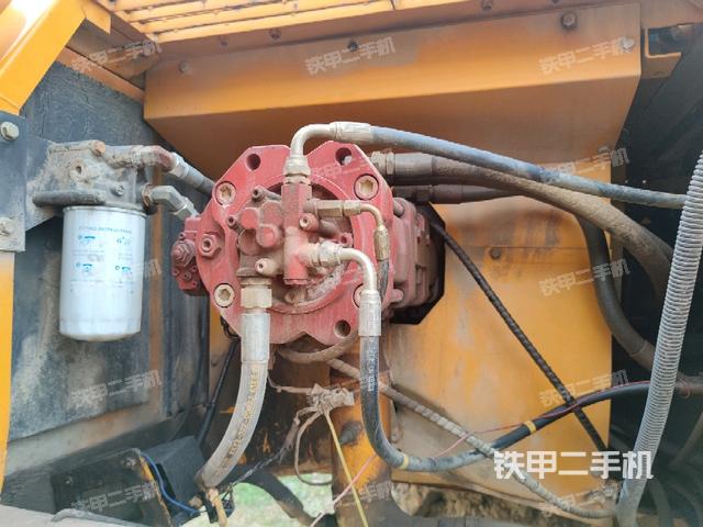 液压泵斜45 左(大件舱室) 液压泵斜45 左(大件舱室)