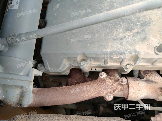 氣門(mén)室蓋螺絲特寫(xiě)(上車(chē)部件) 氣門(mén)室蓋螺絲特寫(xiě)(上車(chē)部件)