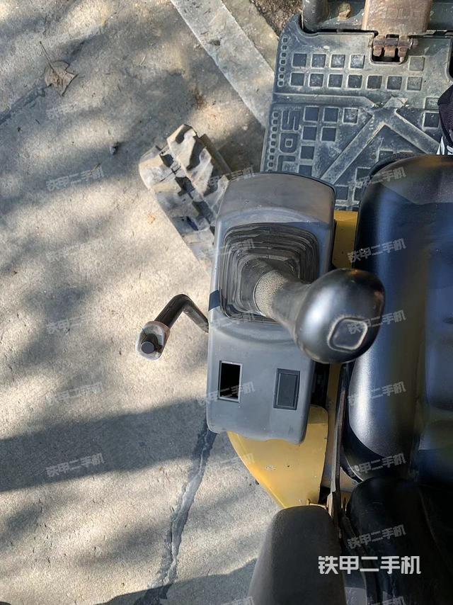 駕駛室整體（整機(jī)外觀）