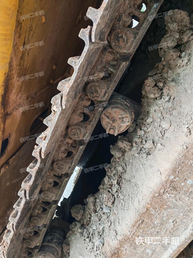 左導(dǎo)向輪（行走機(jī)構(gòu)）