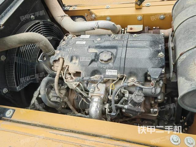 發(fā)動(dòng)機(jī)整體俯視（整機(jī)外觀）