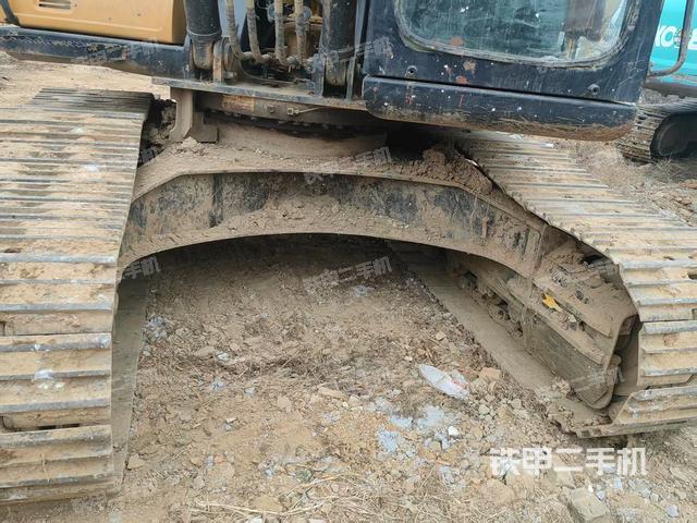 駕駛室頂部（整機(jī)外觀）