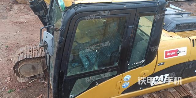 驾驶室整体（整机外观）