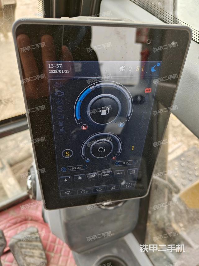 顯示屏?（駕駛室部分）