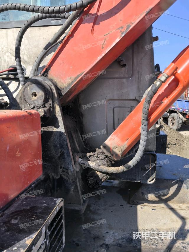 大臂根部?斜(工作和回轉(zhuǎn)裝置) 大臂根部?斜(工作和回轉(zhuǎn)裝置)