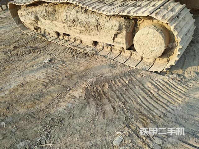 右側(cè)履帶整體（行走機(jī)構(gòu)）