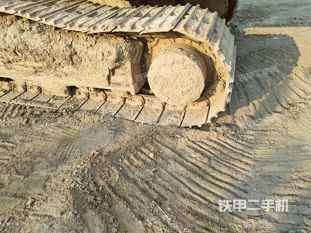 左驅(qū)動(dòng)輪（行走機(jī)構(gòu)）