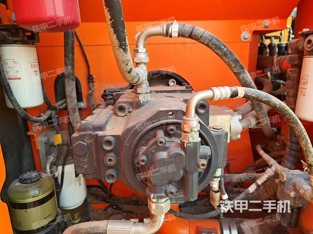 液壓泵室（大件艙室）