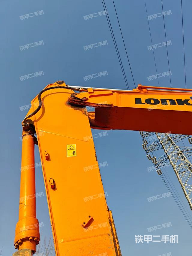 小臂整體左后（工作和回轉(zhuǎn)裝置）