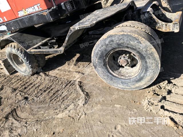 右側(cè)履帶整體?(行走機構(gòu)) 右側(cè)履帶整體?(行走機構(gòu))