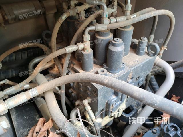 分配閥(上車(chē)部件) 分配閥(上車(chē)部件)