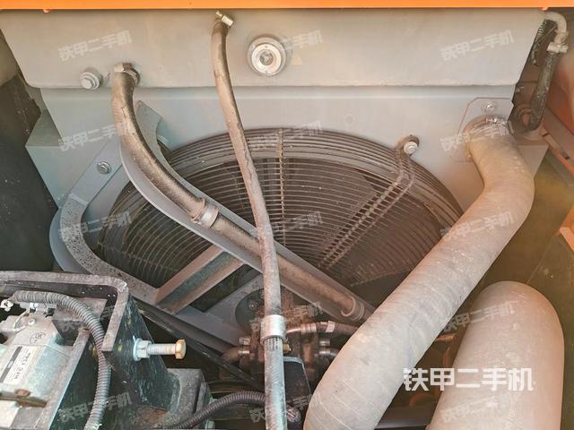 水箱+風(fēng)扇特寫（上車部件）