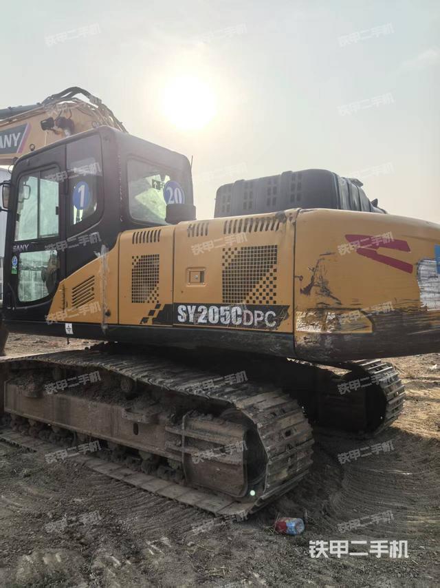 右后45(整機(jī)外觀) 右后45(整機(jī)外觀)