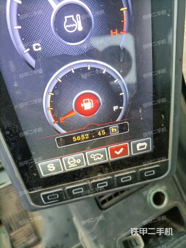 小時(shí)表(駕駛室部分) 小時(shí)表(駕駛室部分)