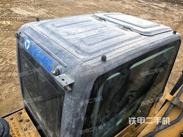 驾驶室顶部（整机外观）