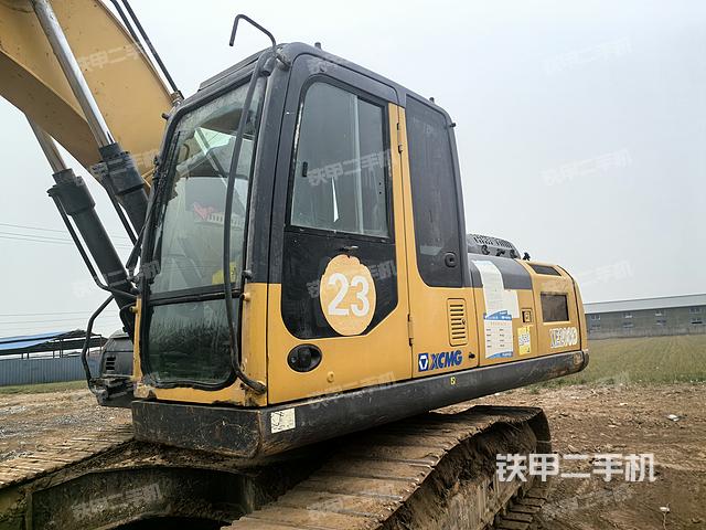 驾驶室整体（整机外观）