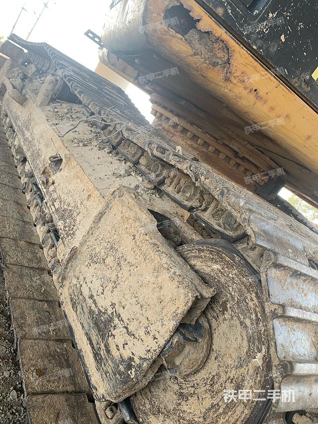 单侧履带整体（整机外观）