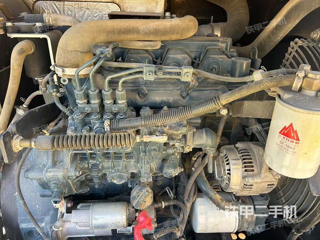 发动机整体俯视（整机外观）