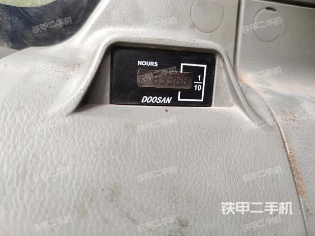 小時表(駕駛室部分) 小時表(駕駛室部分)