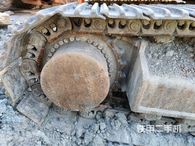 右驅(qū)動(dòng)輪(行走機(jī)構(gòu)) 右驅(qū)動(dòng)輪(行走機(jī)構(gòu))