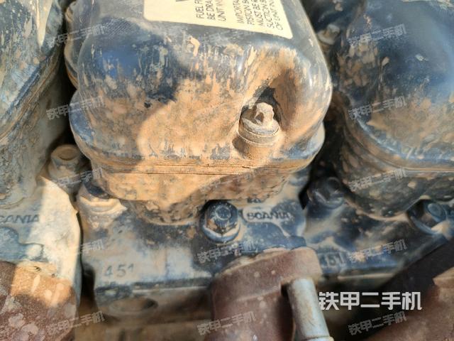 气门室盖螺丝特写（上车部件）