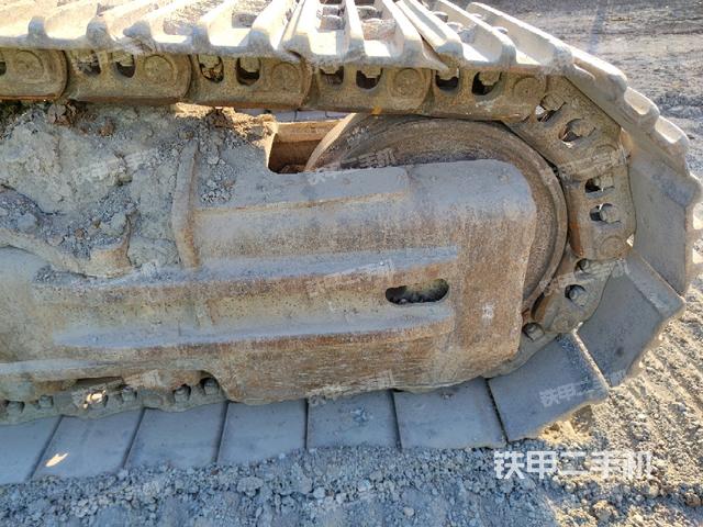右側(cè)行走馬達(dá)蓋板(行走機(jī)構(gòu)) 右側(cè)行走馬達(dá)蓋板(行走機(jī)構(gòu))