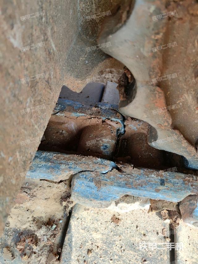 左侧行走马达盖板（行走机构）