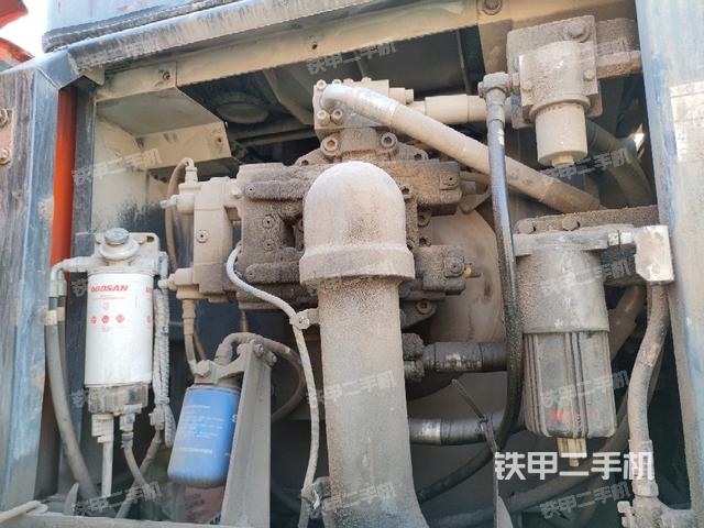 液壓泵室(大件艙室) 液壓泵室(大件艙室)