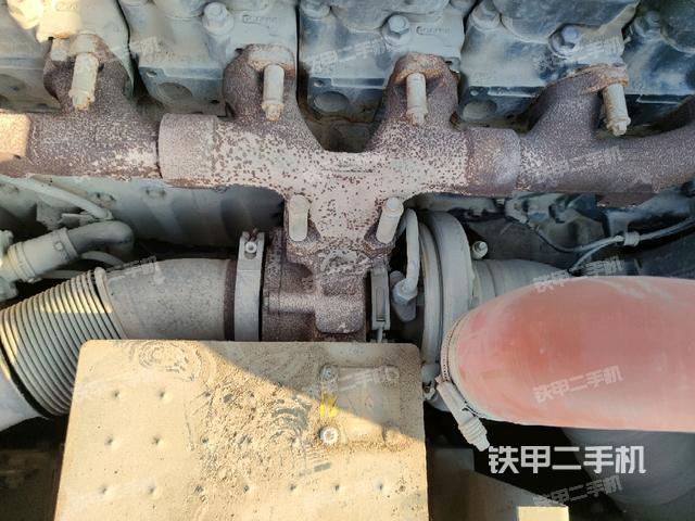 增壓器特寫(xiě)(上車部件) 增壓器特寫(xiě)(上車部件)