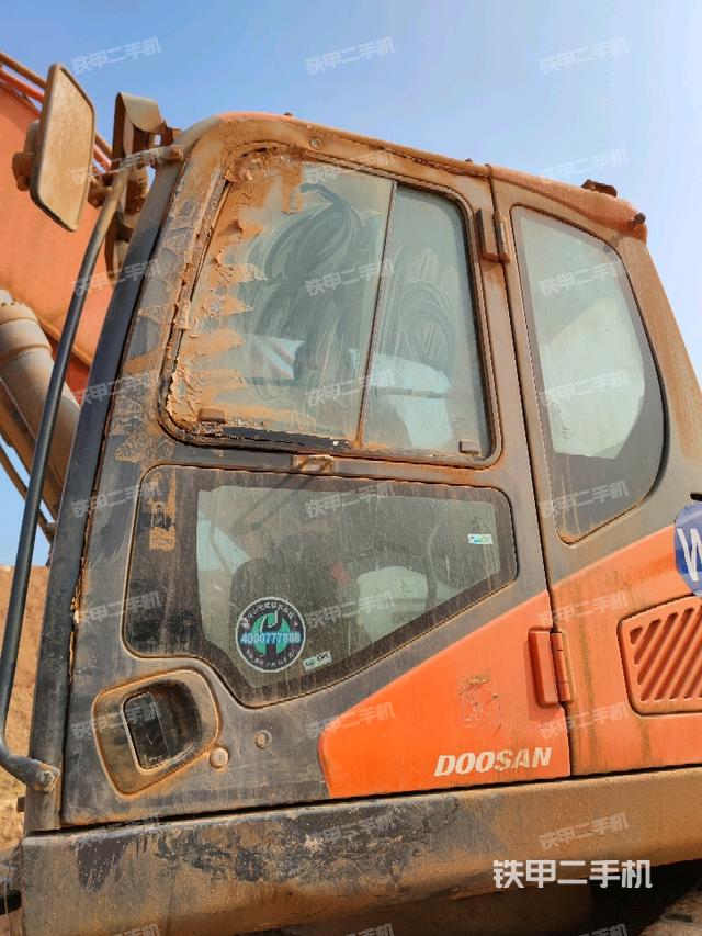 驾驶室正侧（驾驶室部分）