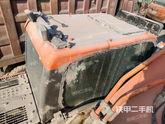 駕駛室頂部俯視(上車部件) 駕駛室頂部俯視(上車部件)