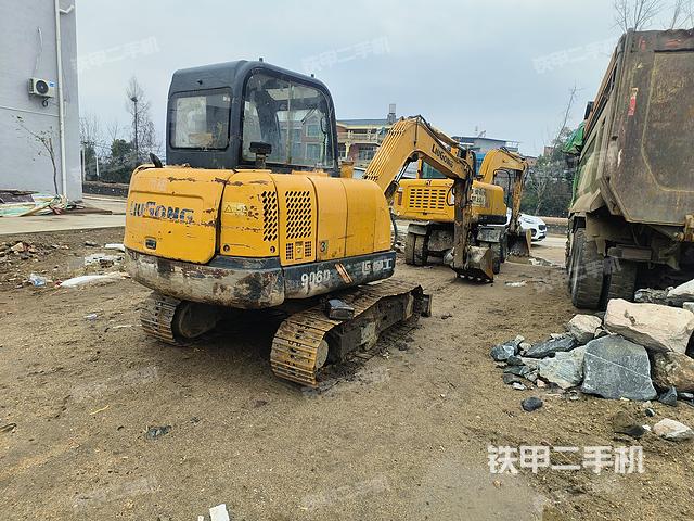 整機右后45°(整機外觀) 整機右后45°(整機外觀)