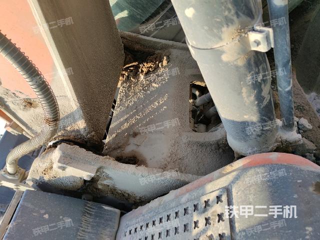 大臂根部?斜視(工作和回轉(zhuǎn)裝置) 大臂根部?斜視(工作和回轉(zhuǎn)裝置)