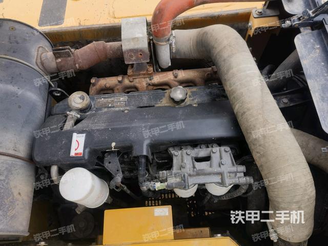 發(fā)動(dòng)機(jī)整體俯視(整機(jī)外觀) 發(fā)動(dòng)機(jī)整體俯視(整機(jī)外觀)