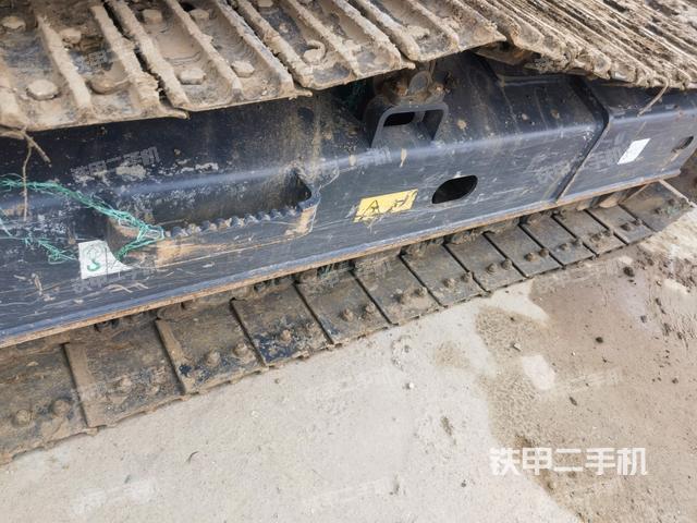 單側(cè)履帶整體（整機外觀）