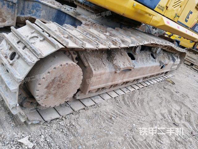 單側(cè)履帶整體（整機(jī)外觀）