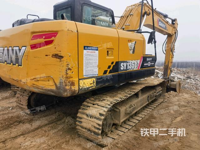 整機(jī)右后45°(整機(jī)外觀) 整機(jī)右后45°(整機(jī)外觀)