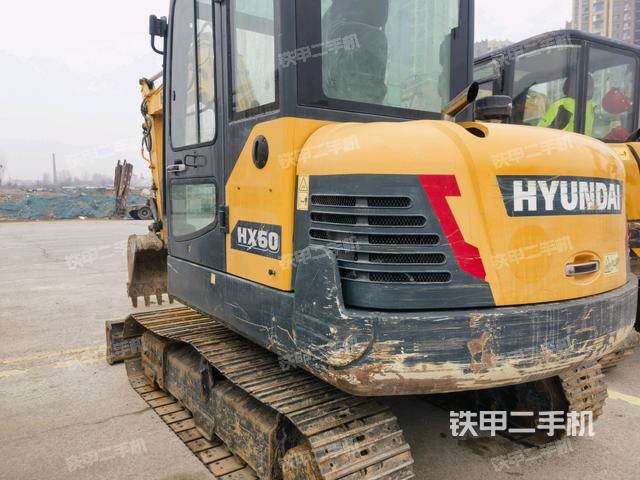 駕駛室頂部（整機(jī)外觀）