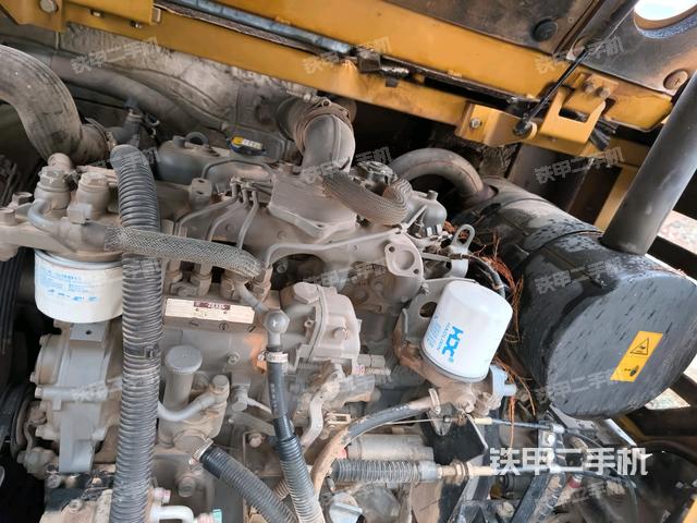 發(fā)動(dòng)機(jī)整體俯視（整機(jī)外觀）