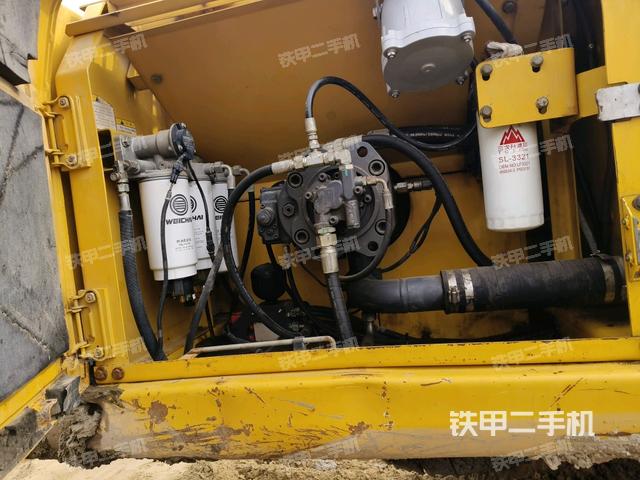 散熱器正面(大件艙室) 散熱器正面(大件艙室)