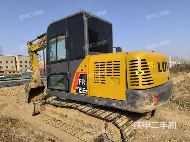 駕駛室頂部（整機(jī)外觀）