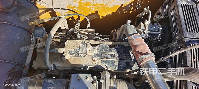 发动机整体俯视（整机外观）